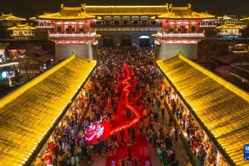 51熱心的朝陽區群眾今日吃瓜,今日瓜田，誰主沉浮？”