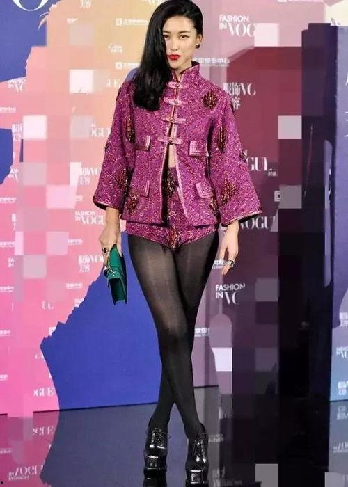 明星黑絲襪穿搭,明星黑絲襪穿搭秘籍大揭秘